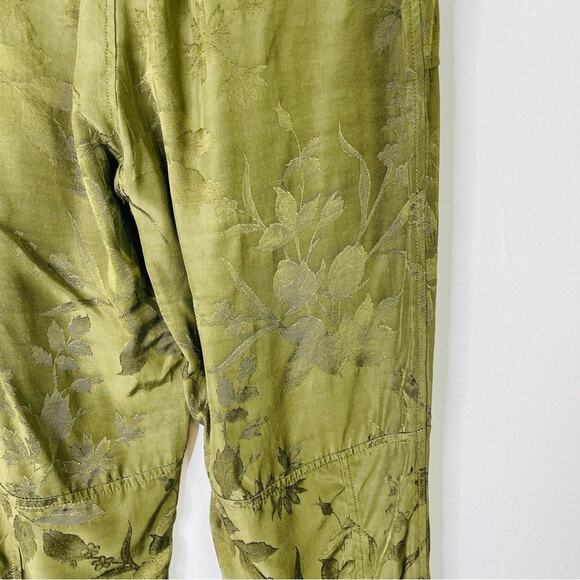 Anthropologie green satin floral cargo cropped jogger pants medium - Picture 5 of 8